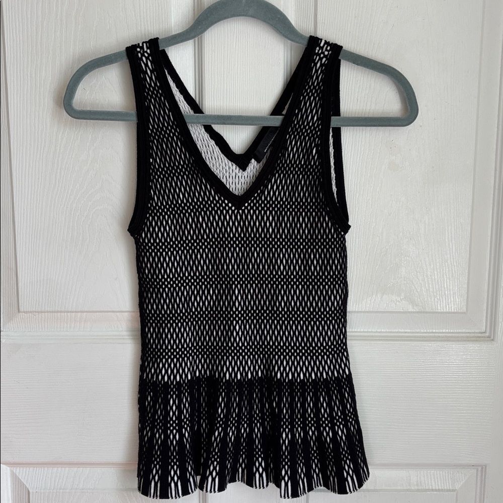 White House Black Market Black Open Knit Fishnet peplum Tank blouse Size Small